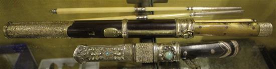 2 pairs chopsticks and mounted knife